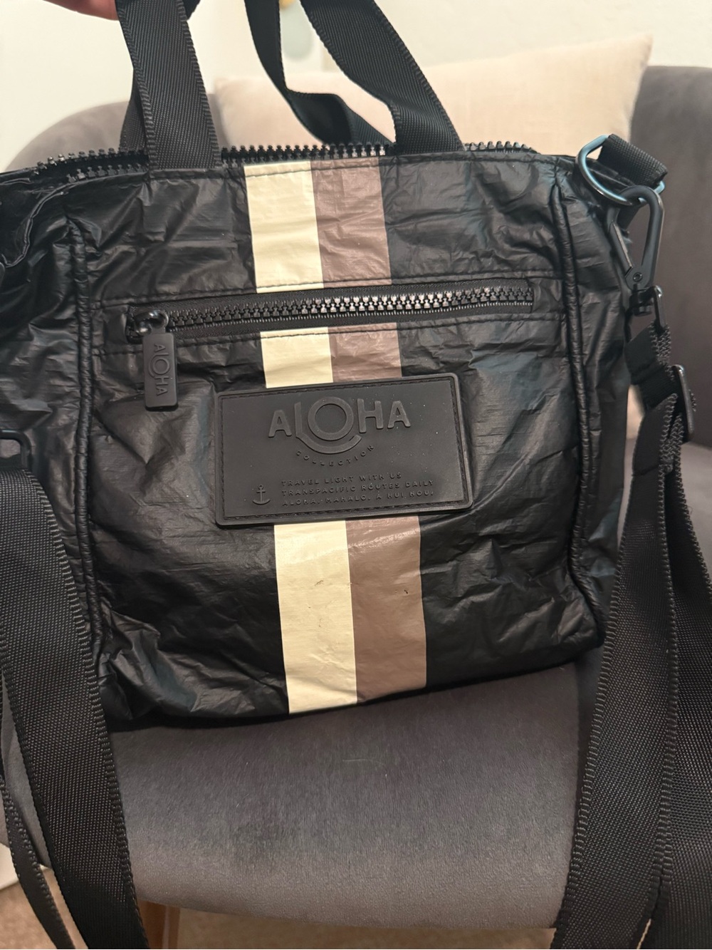 ALOHAS Black Crossbody Messenger Bag with Cream and Brown Stripes